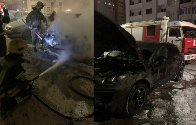 В Иванове на Велижской подожгли автомобиль0.jpg