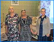 ></p><p class=c_tn>Сегодня в Законодательном Собрании прошел пленум совета ветеранов Ивановской области. Пожилые люди в первую очередь обеспокоены размером пенсии, который в большинстве случаев не обеспечивает прожиточный минимум и несовершенным пенсионным законодательством. Поэтому на заседание были приглашены руководители исполнительной и законодательной власти области, председатель ивановского отделения пенсионного фонда, представители здравоохранения и органов социальной защиты. Ветеранский актив области обсуждал итоги недавнего съезда в Москве всероссийской организации ветеранов. Главное, что волнует сейчас пожилых людей - это несовершенное пенсионное законодательство, несоизмеримый рост пенсии и цен, отсутствие льгот на лекарства. Рассеять сомнения и недовольства ветеранов попытался губернатор области Владимир Тихонов. Будучи депутатом Государственной Думы, он принимал участие в разработке пенсионного законодательства. Закон, который восстанавливает справедливость для многих категорий обиженных пенсионеров, пока принят в первом чтении. Согласно ему, один год пребывания на фронте и в блокадном Ленинграде снова засчитывается за три года. Предусматривается восстановление в стаже периода учебы и отпуска по уходу за ребенком. </p><p class=c_tn>От проектов общегосударственных перешли к вопросам частным. Для ивановских пенсионеров очень важно иметь льготы на лекарства. Сейчас, заверил Владимир Тихонов, как раз рассматривается вопрос о выделении из областного бюджета денег на эти нужды. Вообще же в областном бюджете заложено триста двадцать шесть миллионов рублей на финансирование льгот ветеранам. Это в пять раз больше, чем в прошлом году. И еще один вопрос задали ветераны нашему губернатору. В последнее время, как ни странно всплыла проблема со своевременной выплатой пенсий: «По февралю задержка будет, с марта пересмотрим график , для того, чтобы пенсии выплачивались равномерно, нареканий быть не должно». Возможно, эти проблемы временные и связаны с введением единого социального налога.</p><p class=c_tn></p>
	
		<div class=