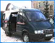 ></p><p class=c_tn></p><p class=c_tn>Завтра в Иванове начнутся заседания конкурсной комиссии по заключению договоров на право пассажирских перевозок. Несмотря на свое несогласие с намерением Ивановской администрации упорядочить движение маршруток и ряд других претензий, их владельцы все-таки примут участие в конкурсе. Как мы сообщали ранее, по просьбам предпринимателей срок подачи заявлений был продлен на два дня - до 7 марта. По окончании конкурса будет четко регламентировано число машин на каждом маршруте. Будет установлена сменность водителей, на маршрутах будут действовать контрольные пункты, в которых водители такси будут отмечать рейсы, как и их коллеги из ПАТП – 1 и ТТУ. Результаты конкурса станут известны через 10 дней, а с 1 апреля движение маршрутных такси будет проходить под строгим контролем ГИБДД и транспортной инспекции. По словам работников суда Ленинского района, пока с иском, опротестовывающим законность конкурса, никто из хозяев маршруток не обращался.</p>
	
		<div class=