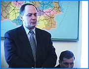 ></p><p class=c_tn>Досрочное окончание отопительного сезона может стать следствием жестких условий, поставленных руководством АО Ивэнерго городу. На заседании чрезвычайной комиссии по противопаводковым мероприятиям генеральный директор АО «Ивэнерго» Вячеслав Смирнов  настаивал на том, что если задолженность города перед предприятием не будет погашена до 1 апреля,   теплоснабжение областного центра прекратится уже через две недели. Сегодня сумма этого долга составляет 800 миллионов.</p>
	
		<div class=