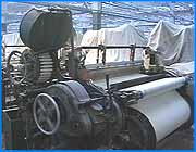></p><p class=c_tn>Сегодня днем вице-губернатор области Александр Канаев встречался с представителями немецкой фирмы Ритер, которая является одним из крупнейших в Европе производителей текстильного оборудования. На встрече шел разговор о долгосрочном сотрудничестве и поставке оборудования для ивановских текстильных предприятий. Швейцарско-немецкая фирма Ритер существует более двухсот лет и является одним из крупнейших в Европе производителем оборудования для текстильных предприятий. В России фирма работает с девяносто четвертого года. Ее оборудование уже смонтировано и успешно работает  на некоторых ивановских фабриках. И вот сегодня состоялась первая встреча представителей Ритера с руководством областной администрации. Цель переговоров - знакомство и разработка плана по поставке современного оборудования на долгосрочной основе, а также возможность инвестирования текстильных предприятий города и области. Во время встречи Александр Канаев несколько раз подтверждал серьезность намерений  и гарантировал фирме Ритер на территории области благоприятный инвестиционный климат  </p><p class=c_tn>и всемерную поддержку. В свою очередь представитель Ритера  сказал, что они будут рады обрести серьезного партнера и гаранта  в лице областного руководства и сделают все для того, чтобы продукция ивановских текстильных предприятий стала более высокого качества, а производительность увеличилась.</p><p class=c_tn>В итоге стороны остались довольны результатами  переговоров и договорились о дальнейших встречах, где более детально обсудят условия сотрудничества. </p>									</div>
			</div>

			<div class=
