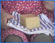 ></p><p class=c_tn>В Домах ребенка Ивановской области не хватает, по крайней мере, 50 мест. К тому же, выделяется только половина необходимых финансовых средств. Как обеспечиваются права детей в медицинских учреждениях такого профиля - эту проблему рассматривала сегодня комиссия по правам человека при Законодательном собрании области.</p><p class=c_tn>Детей, попавших в дома ребенка при живых родителях, меньше не становится. Депутаты Законодательного собрания и представитель облздрава рассказывали об известных им случаях. Например, о ребенке, который уже третий год остается в одном из медицинских учреждений без документов опеки или отказа родителей. Мать его работает в Москве. Между тем, в детские  дома и приюты вкладывается катастрофически мало денег. Здания ветшают. Шуйскому дому ребенка давно необходим ремонт. Депутаты опасаются, что переезд на время ремонта может затянуться надолго, если не навсегда. Причем условия содержания детей могут стать еще хуже. Реально подходящий вариант - шуйский детский санаторий. Но в этом случае отдыха лишатся полторы тысячи семей области. </p><p class=c_tn>Чтобы таких детей не становилось больше, депутаты предложили выйти в Госдуму с проектом закона о брошенных детях и усилении ответственности родителей. Но деньги детям нашего региона нужны в любом случае. Депутат Законодательного собрания</p><p class=c_tn>Наталья Ковалева предложила при принятии бюджета 2003 года ввести строчку следующего содержания: при перечислении средств на здравоохранение, предусмотреть средства на содержание детей в лечебно-профилактических учреждениях.</p><p class=c_tn>Кроме того, депутаты решили добиваться включения ивановских Домов ребенка в федеральную программу, чтобы получить деньги на их расширение. Однако еще 4 месяца конкретные формулировки обращений в Москву будут отшлифовываться депутатами и облздравом. Говорят, наступает горячий сезон - времени не хватает. </p>
	
		<div class=