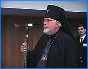 ></p><p class=c_tn>В Иванове открылась духовная семинария - первое православное высшее учебное заведение. Таких вузов на территории бывшего Союза всего тридцать. Теперь и у нас в микрорайоне ТЭЦ-3 появилась своя семинария. Раньше в этом двухэтажном здании в микрорайоне ТЭЦ-3 был детский сад. Потом - духовное училище. И вот - новое повышение статуса. Училище становится вузом.</p><p class=c_tn>На торжественное открытие семинарии съехались первые лица города и области. Попечительский совет вуза возглавляет Владимир Тихонов. Архиепископ Амвросий вручил губернатору почётный знак за заслуги перед Ивановской епархией. Наградил владыко и руководителей нескольких предприятий, которые помогали в создании семинарии. Губернатор благосклонно отозвался о появлении нового вуза и выразил надежду на то, что новое учебное заведение будет воспитывать истинных патриотов земли русской.</p><p class=c_tn>После окончания официальной части мероприятия духовные лица отслужили молебен об учащихся отроках, которые будут постигать здесь азы наук, в числе которых не только теологические, но и светские дисциплины. С завтрашнего дня пятьдесят семинаристов приступят к обучению. И через пять лет они получат высшее богословское образование.</p><p class=c_tn></p>
	
		<div class=