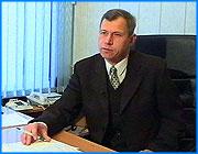 ></p><p class=c_tn>Создать в ходе предстоящего «Текстильного салона» всероссийское лобби текстильщиков предложил заместитель ивановского губернатора Владимир Соков. В ноябре в Иваново будут приглашены руководители крупнейших предприятий и члены совета федерации России, - сообщил Соков на пресс-конференции, посвященной организации «Текстильного салона». </p><p class=c_tn>Сделать популярнее качественный ситец и лен, показать, что могут текстильщики и научить предприятия работать с потребителем, - такой круг задач определил для ноябрьского «Текстильного салона» заместитель губернатора Владимир Соков. По крайней мере, так видит эти задачи администрация области, которая, наряду с клубом «Деловая женщина», входит в число организаторов. Активность самих фабрик по сравнению с прошлым годом возросла - они намерены выставить в ноябре свою продукцию. Тем более, что в отрасли начался рост. «И сегодня мы ставим задачу: не только текстиль, но и более глубокая переработка сырья и каких-то промежуточных материалов, вплоть до индустрии моды. Не только до готовых изделий, а именно до индустрии моды», - сказал Владимир Соков. </p><p class=c_tn>Внимание современных фабрикантов в ходе «Текстильного салона» собираются привлечь к решению и промышленных, и социальных проблем. Текстильщики намерены объединить свои усилия и создать координационный орган, - он будет лоббировать интересы отрасли в парламенте и правительстве. «Это, прежде всего доступные кредиты, возмещение части процентных ставок по кредитам, привлекаемым на инвестиционные цели. И чтобы легче достигать инвестиционных целей, конечно, отсрочка уплаты НДС на ввозимое оборудование из-за рубежа», - пояснил заместитель губернатора. </p><p class=c_tn>А посетители салона увидят и ткани, и товары, и новые технологии, и демонстрацию моделей одежды на большом подиуме в огромном зале. </p><p class=c_av>Василий Когаловский</p>
	
		<div class=
