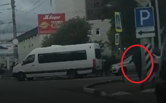 987.jpg
