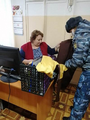 Пошитую осужденными ИК-10 одежду хотят поставлять в больницу