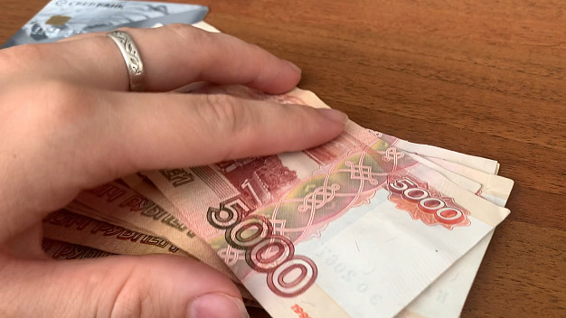 Две пенсионерки в выходные перевели мошенникам более 4-х миллионов рублей