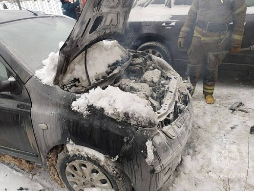  Утром в Иванове пожарные снова тушили автомобиль 