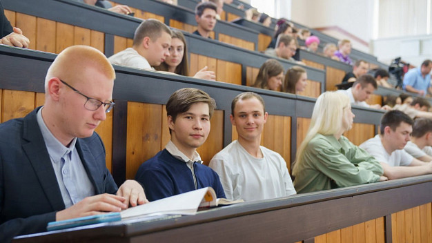 В ивановские колледжи поступало 9 тысяч абитуриентов, 5 тысяч зачислены