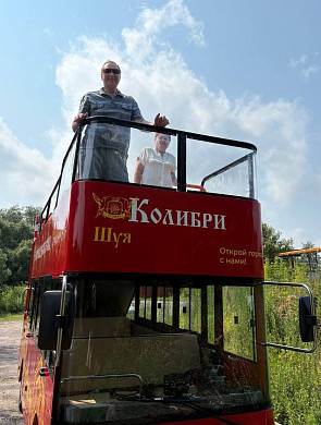 В Шуе начал курсировать двухэтажный красный автобус 
