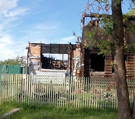  В Фурманове суд признал дом, где на пожаре погибли женщина и ребенок, непригодным для проживания 