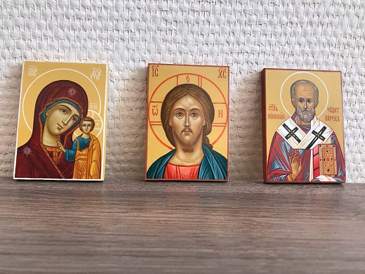  Палехские художники написали образки для участвующих в спецоперации военных 