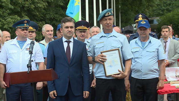  В Иванове отмечают День Воздушно-десантных войск 
