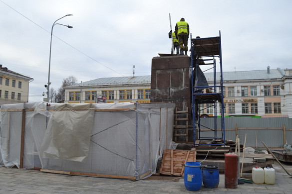 Памятник Ленину вернут на место в конце ноября