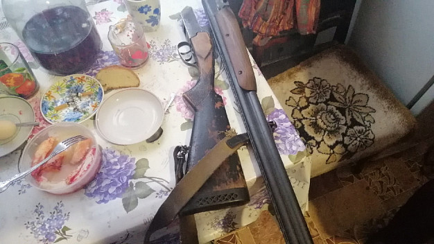 Житель Ивановской области встретил приехавшую жену выстрелами из ружья