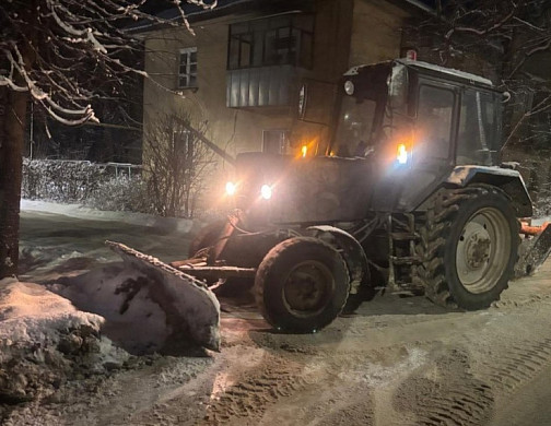 За ночь в Иванове высыпали более 400 тонн песко-соляной смеси против гололеда