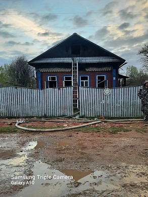 В Ивановской области пожар оставил многодетную семью без крова