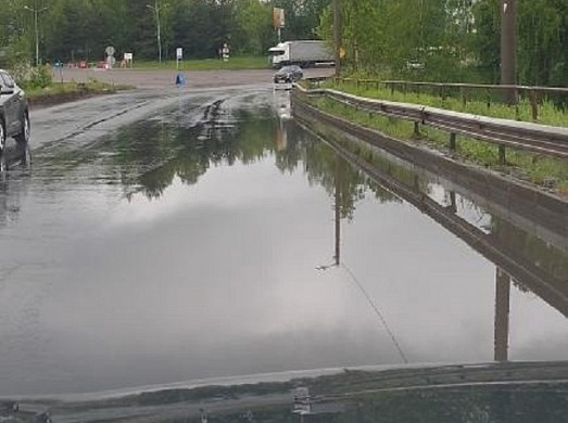 В районе Харинки не работают ливневки