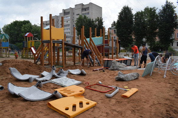В детском городке на аллее Меланжистов установят новый игровой комплекс