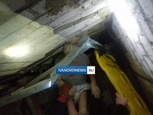 Пожилая женщина упала в шахту лифта: подробности