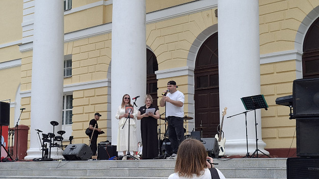 В Вичуге семь групп со всей области выступили на благотворительном фестивале