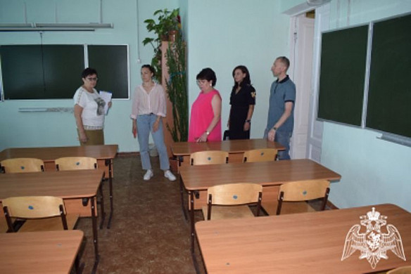 В Иванове сотрудники Росгвардии проверяют безопасность колледжей