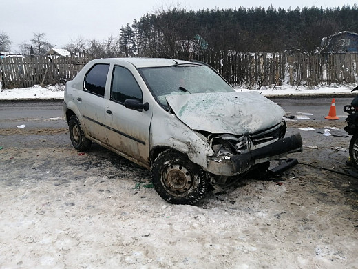  В Ивановской области в ДТП у кладбища пострадали трое 