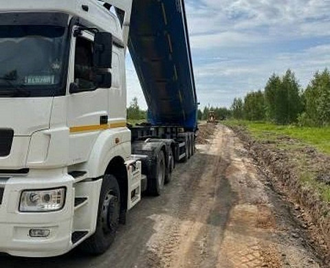 В Заволжском районе в населенных пунктах вдоль Волги отремонтируют дорогу