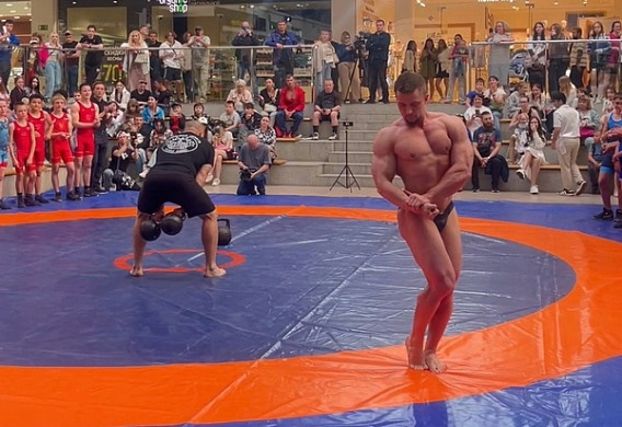 В Иванове прошел турнир OPENWRESTLING