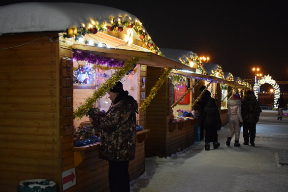 Губернатор и ивановский мэр прогулялись по «Новогоднему городку»