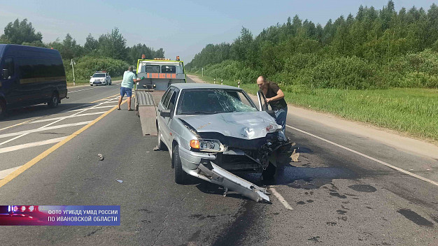 В Ивановской области в ДТП погибли водитель и две пассажирки мопеда