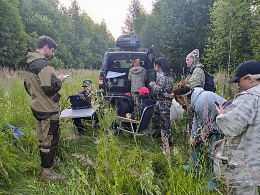  В Родниковском районе волонтерам пришлось перейти реку, чтобы спасти заблудившегося мужчину 