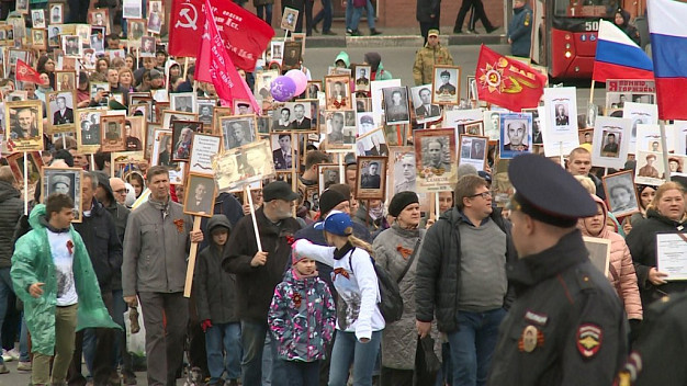 Более 30 тысяч ивановцев прошли в колонне «Бессмертного полка»