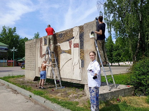  В Иванове в стеле «Дружба народов» нашли забетонированную «пасхалку» 
