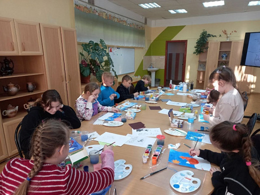 В технике пуантилизма ивановские дети рисовали Рождество Христово 