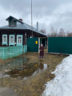В Ивановской области ветеран живет без туалета, вместо которого – ведро