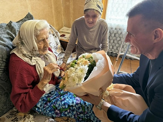  В Шуе труженица тыла отметила 100-летний юбилей 