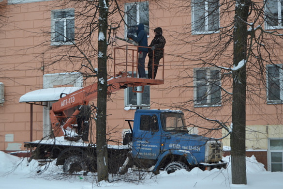  В Иванове до 15 февраля обрежут 50 деревьев