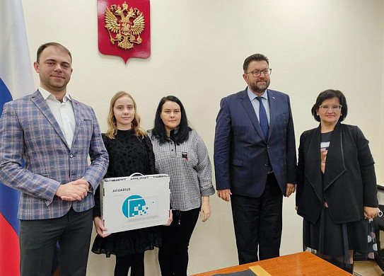  Ивановская школьница получила новогодний подарок от президента Путина 