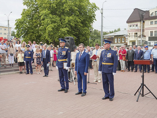 В Иванове торжественно отметили 55-летие Центра  боевого применения и переучивания летного состава