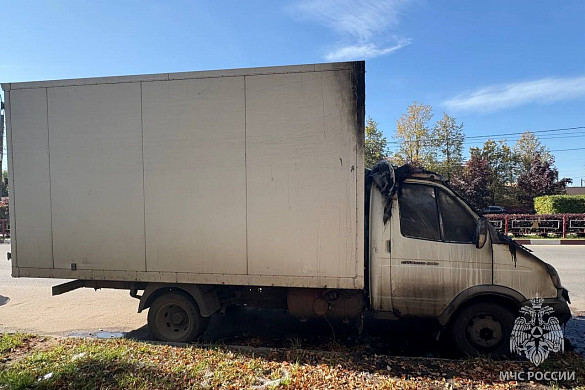 На улице Огнеборцев в Иванове сгорела "Газель"