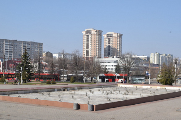 В Иванове началась подготовка фонтанов к летнему сезону
