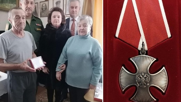 В Ивановской области семье погибшего на Украине разведчика вручили орден Мужества