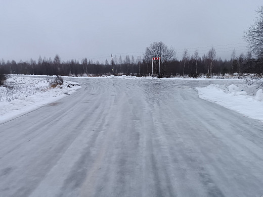 Жители нескольких деревень в Ивановском районе не могут подъехать к дому