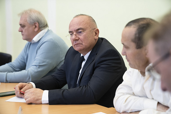 Губернатор провел встречу с представителями  национально-культурных объединений