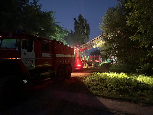 Год назад на страшном пожаре в Ивановской области погибли спасатель и 12-летний мальчик