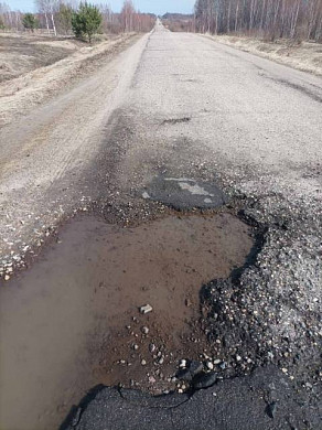 Две дороги в Ильинском районе держатся только на ямочном ремонте