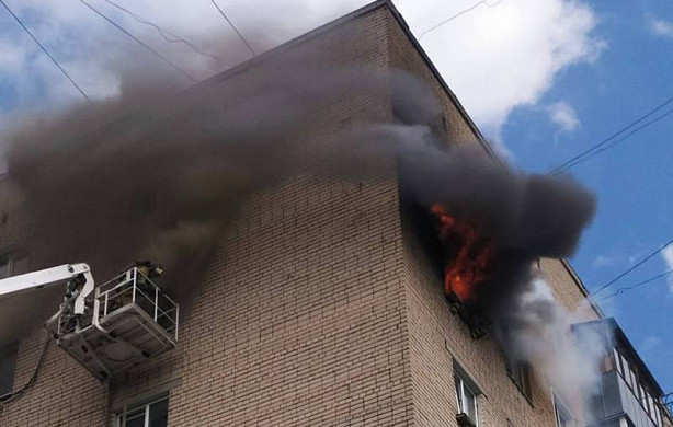В Иванове во время пожара в квартире погибли мужчина и собака