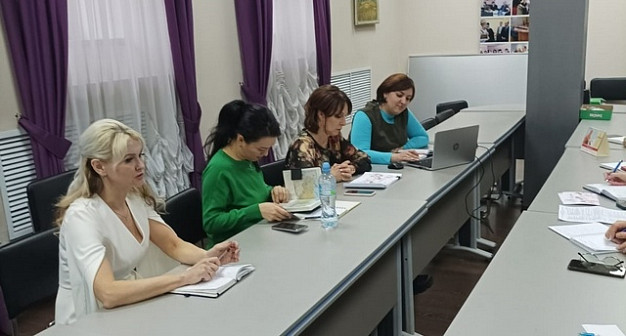 Более 100 обращений поступило в региональный Комитет семей воинов Отечества