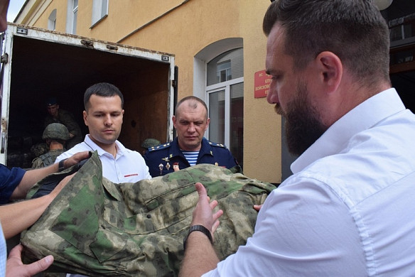 Ивановский мэр передал десантниками новую партию пончо